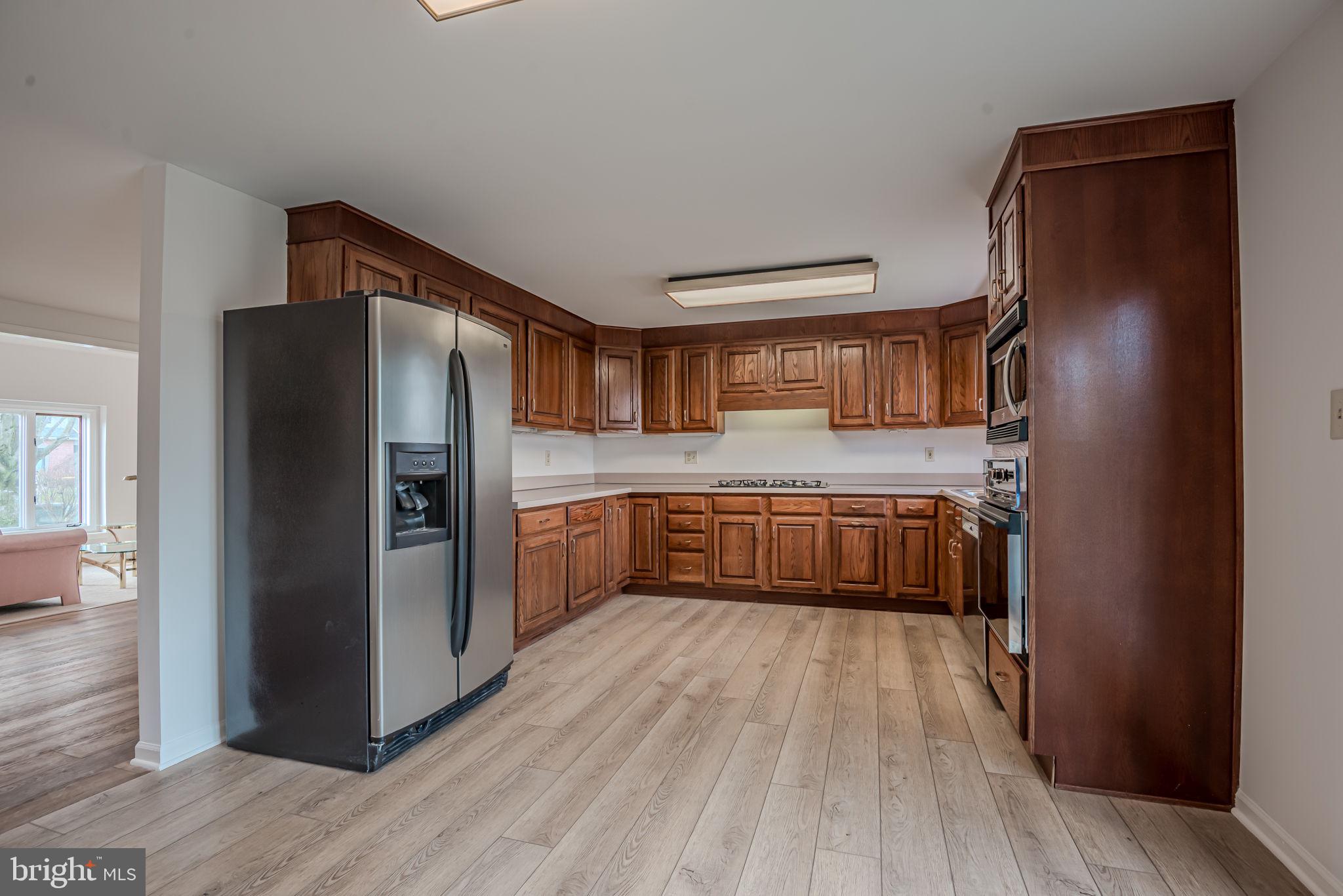 29 SILVERWOOD BOULEVARD