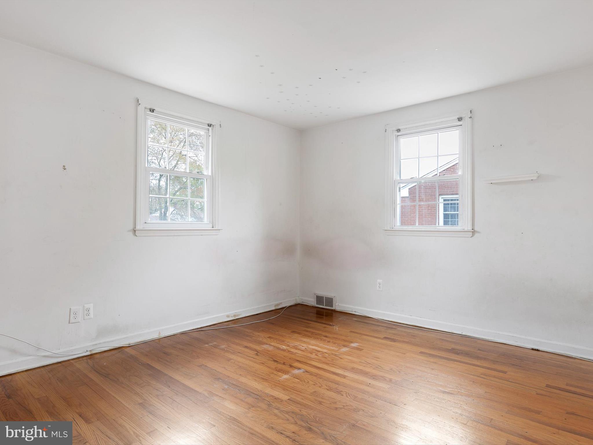 106 MULBERRY ROAD