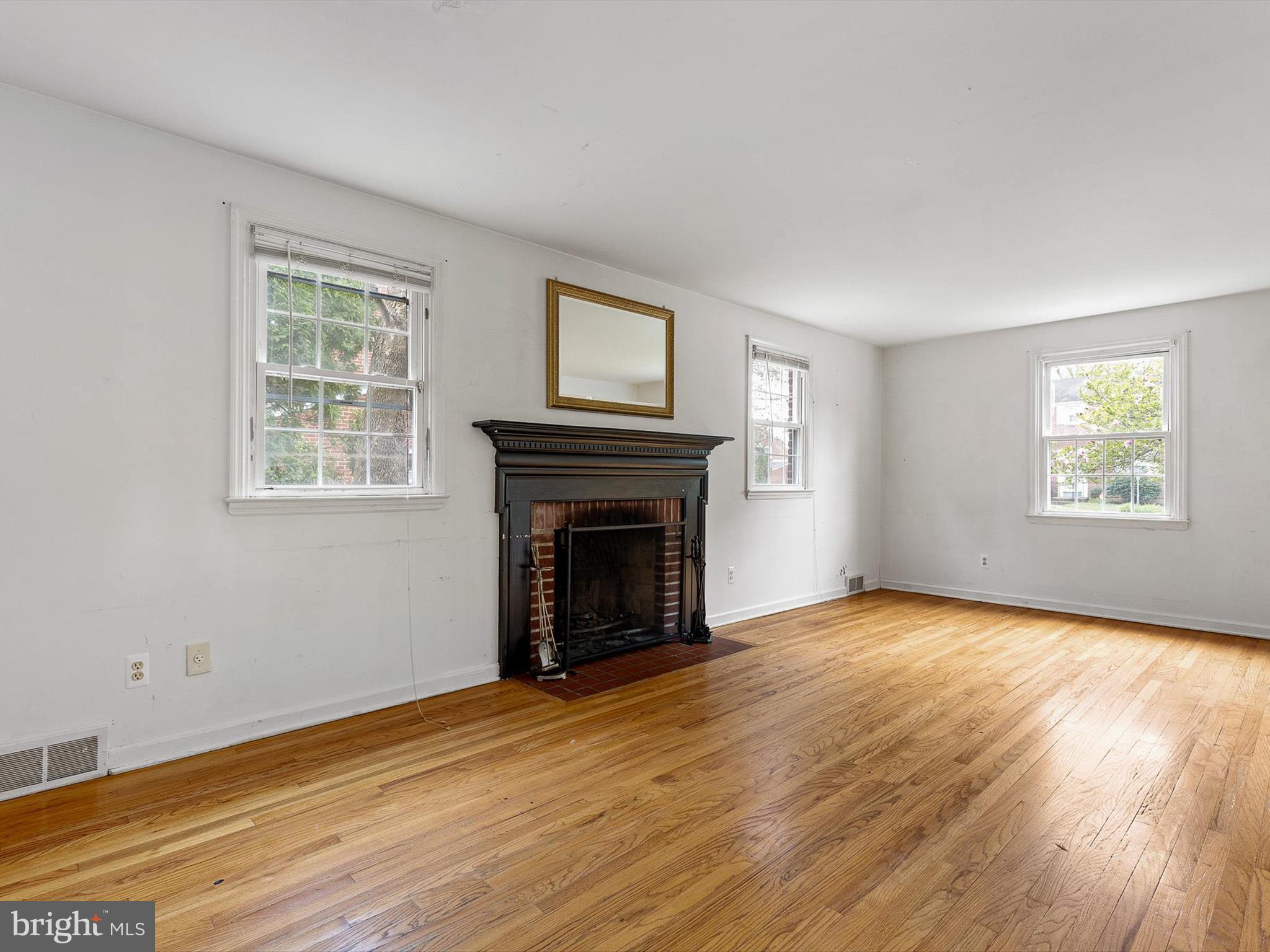 106 MULBERRY ROAD