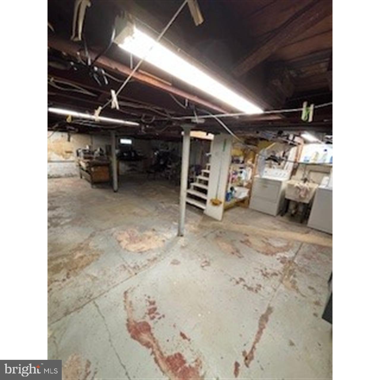 302 S WOODWARD AVENUE