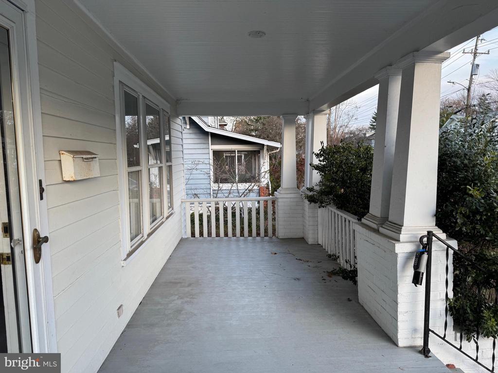 32 KELLS AVENUE
