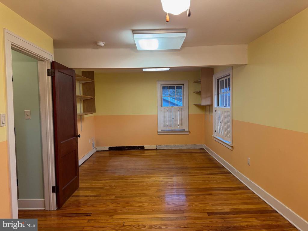 32 KELLS AVENUE