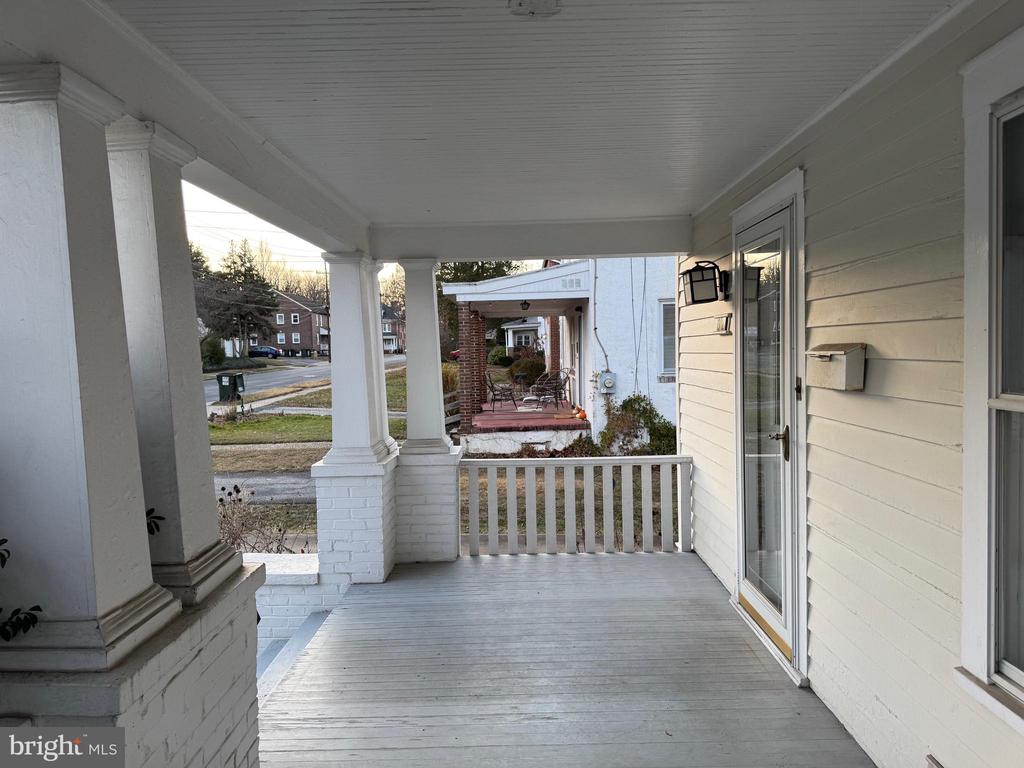 32 KELLS AVENUE