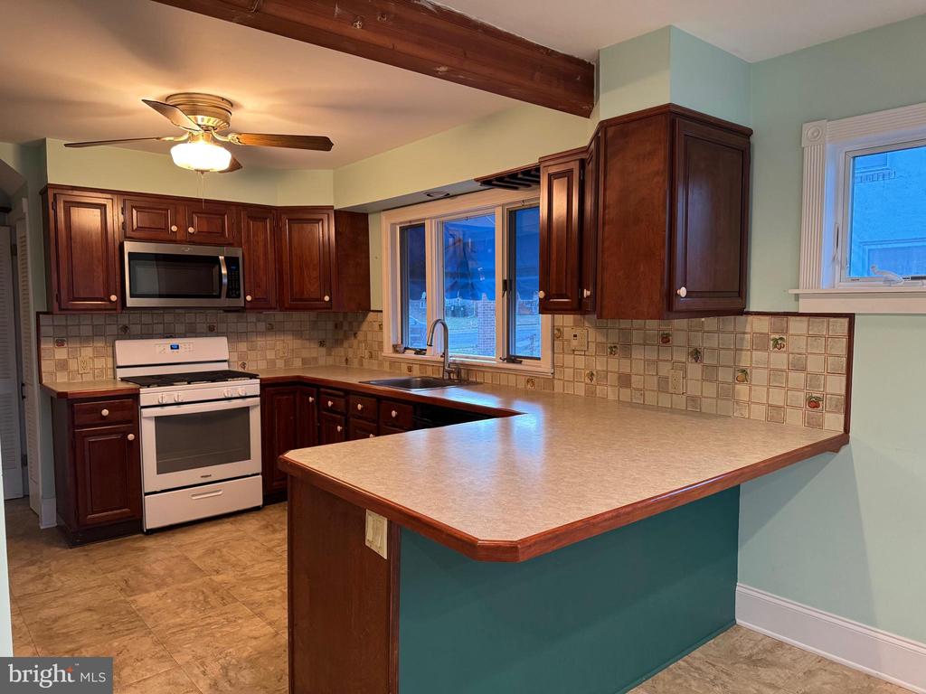 32 KELLS AVENUE