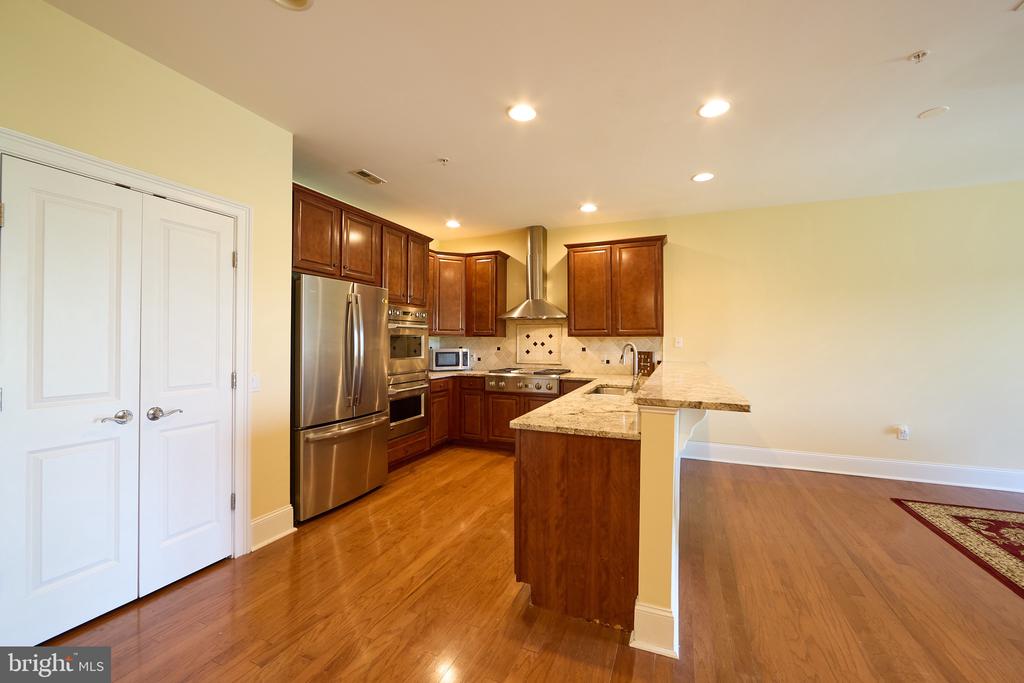 113 E MAIN STREET UNIT 316