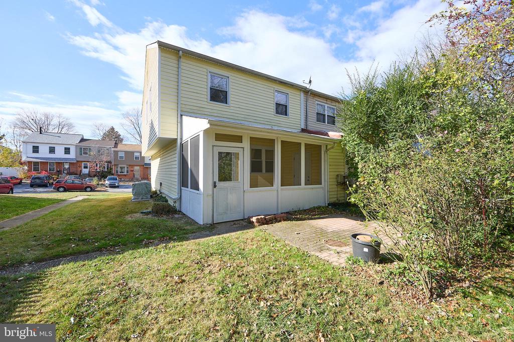 11 PALMER PLACE