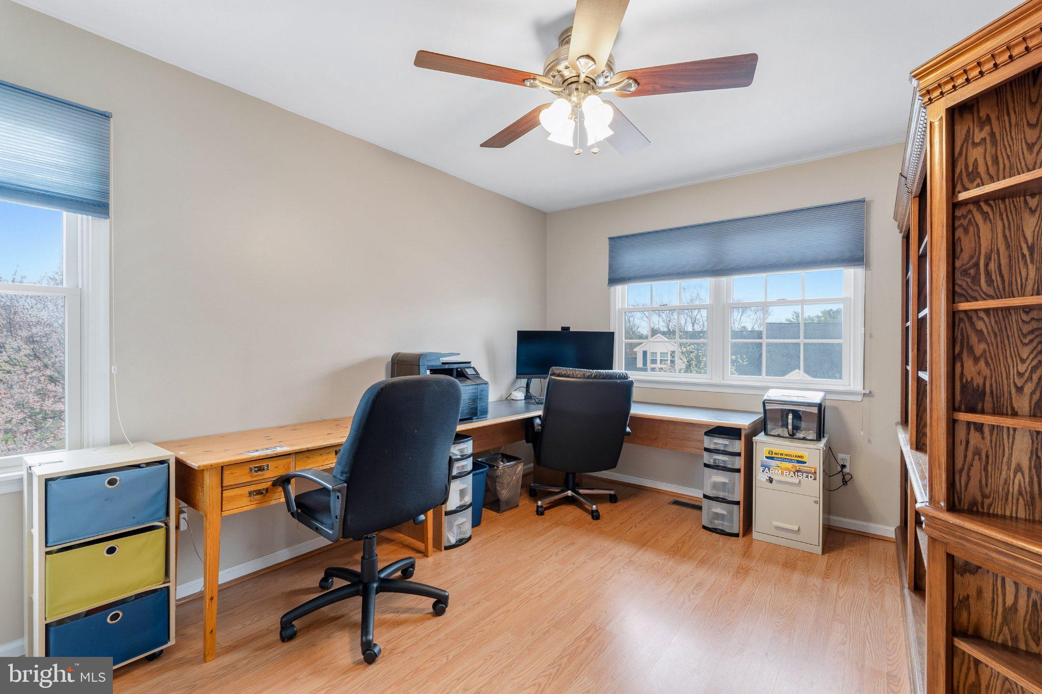 2 GREEN MEADOW COURT