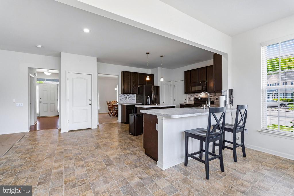 2 BARCUS COURT