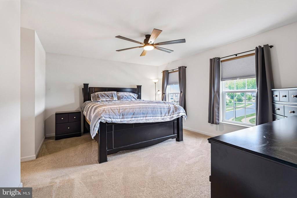 2 BARCUS COURT