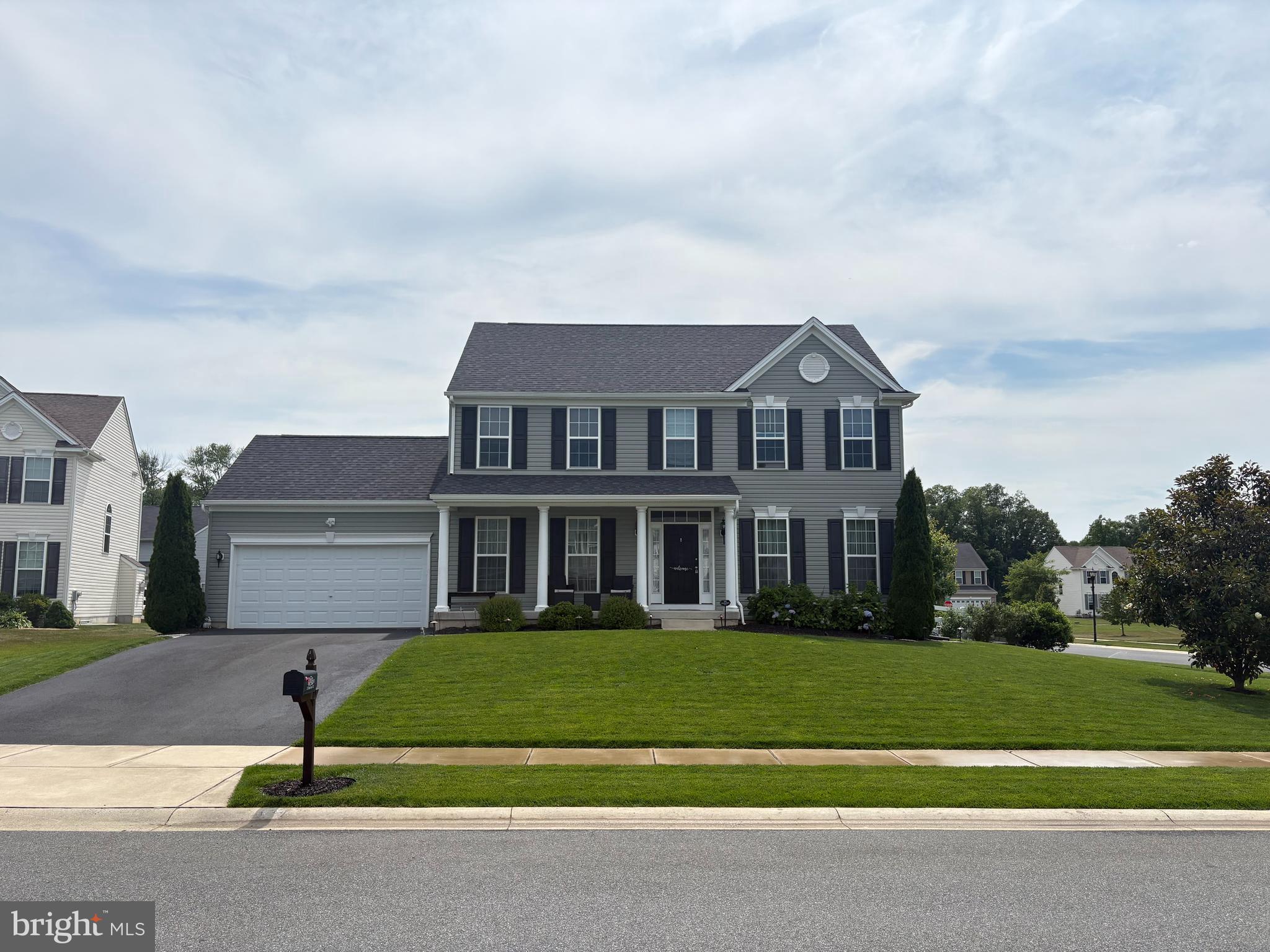 2 BARCUS COURT