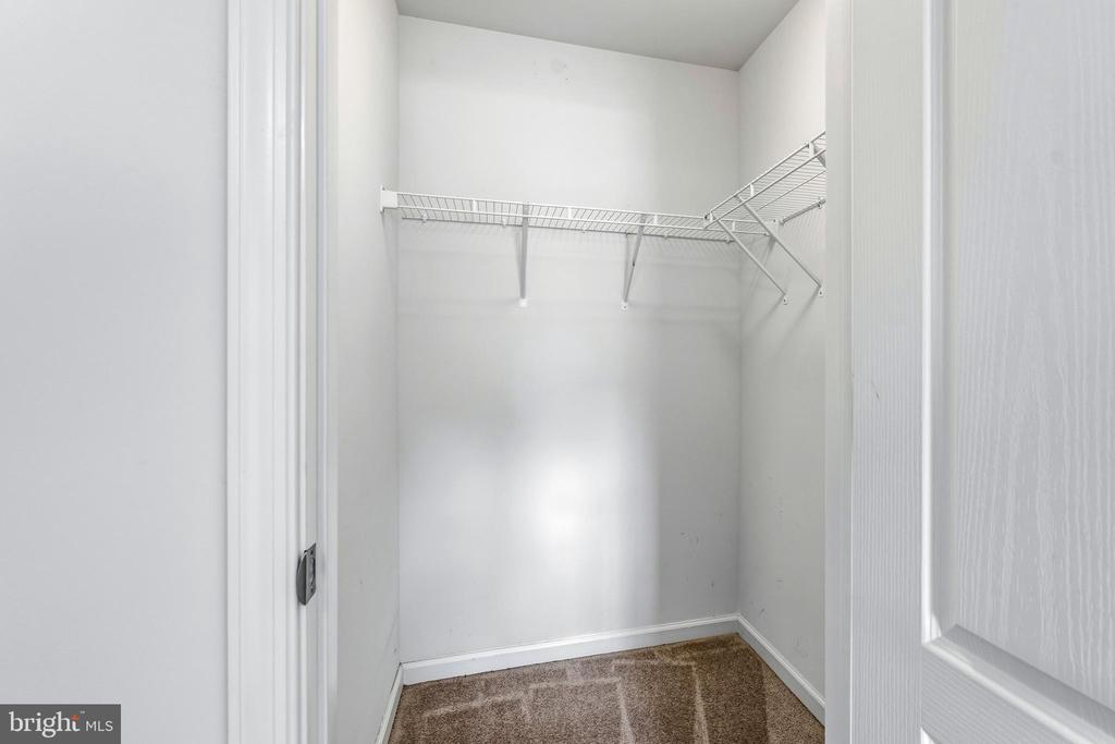 2 BARCUS COURT