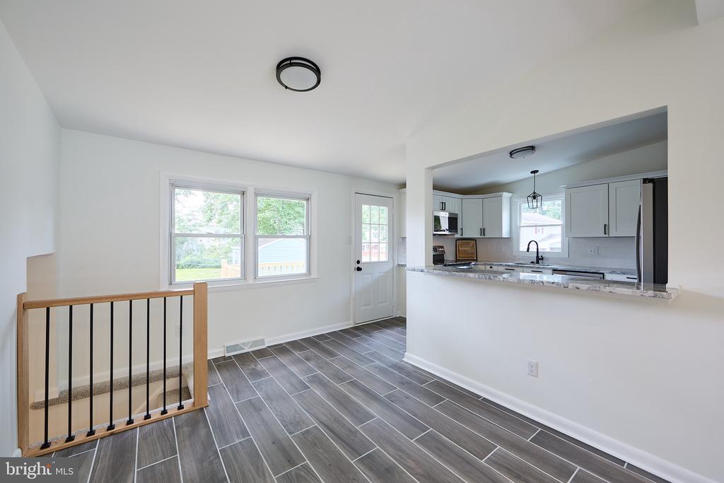 48 E CHEROKEE DRIVE