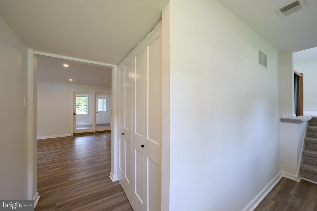 48 E CHEROKEE DRIVE