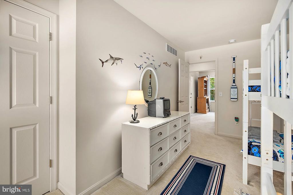 12 BAY OAK DRIVE