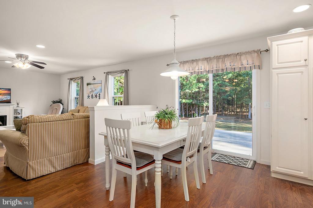 12 BAY OAK DRIVE