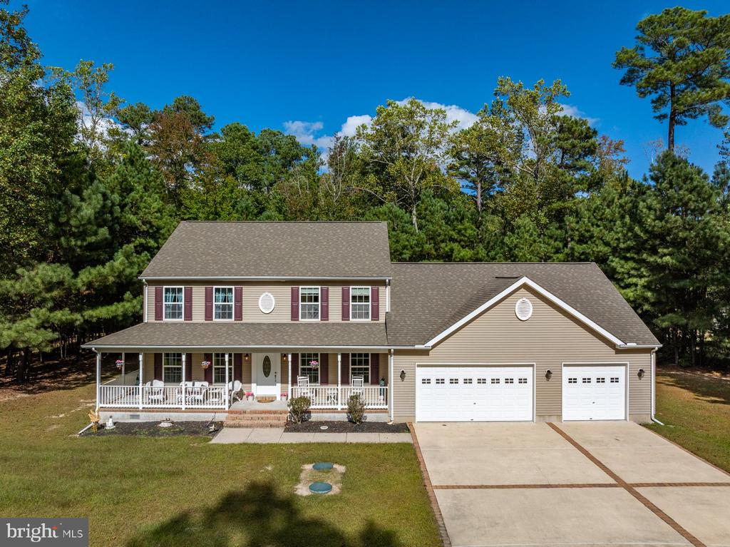 12 BAY OAK DRIVE