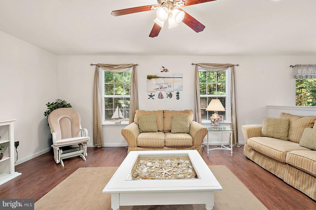 12 BAY OAK DRIVE
