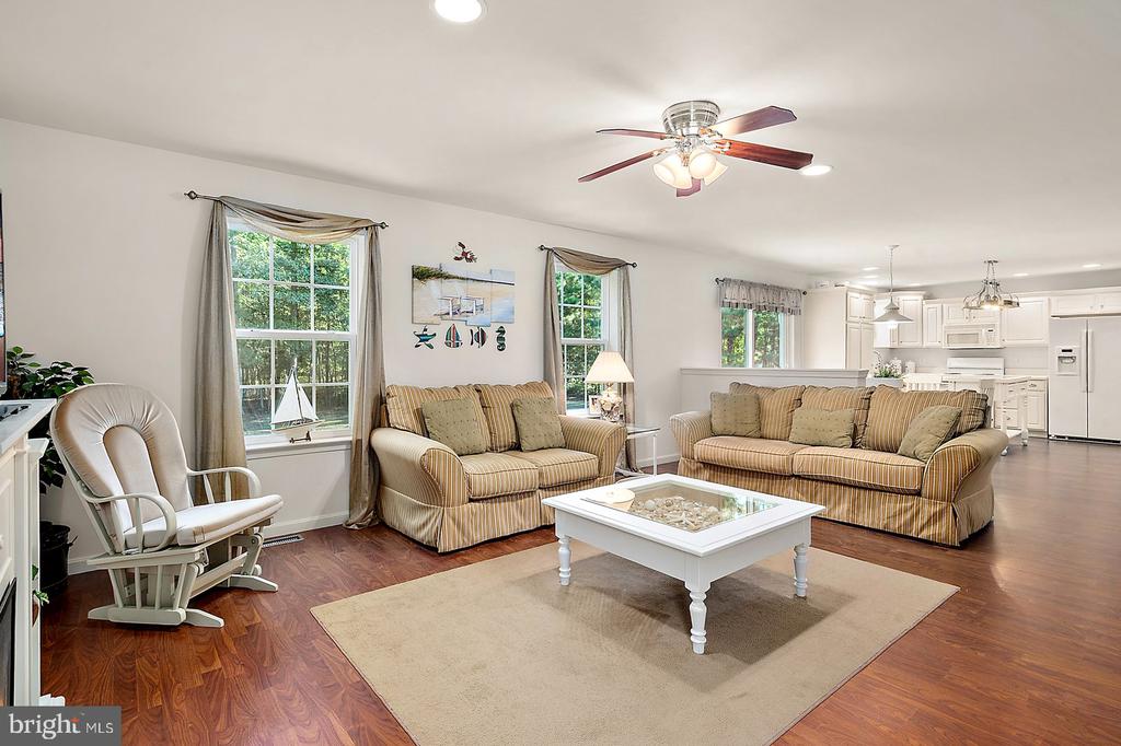 12 BAY OAK DRIVE