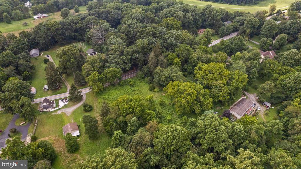 412 LITTLE EGYPT ROAD