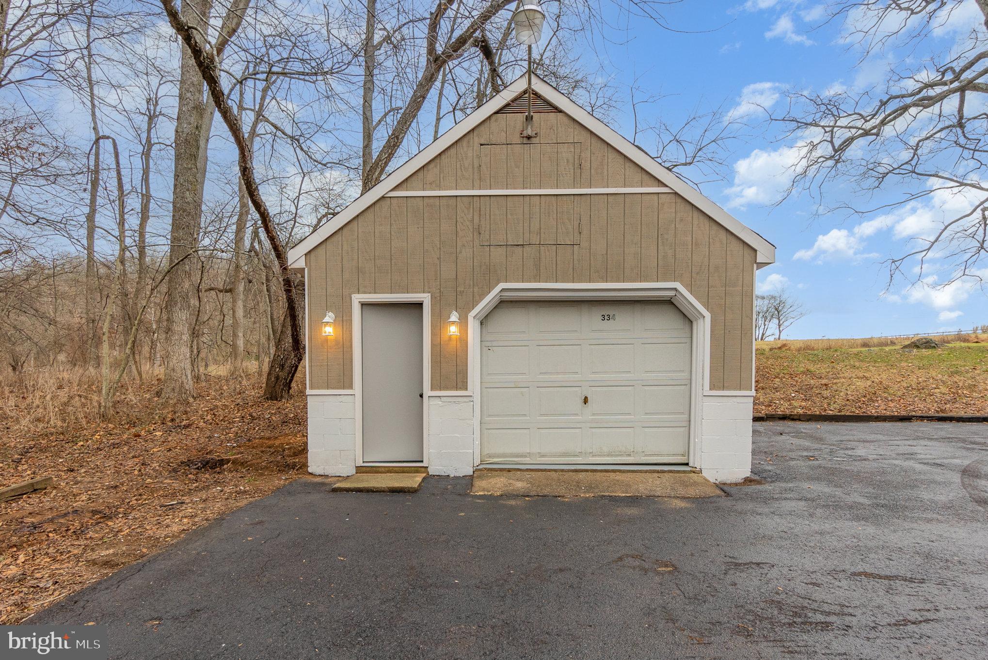 334 SPRING HILL ROAD