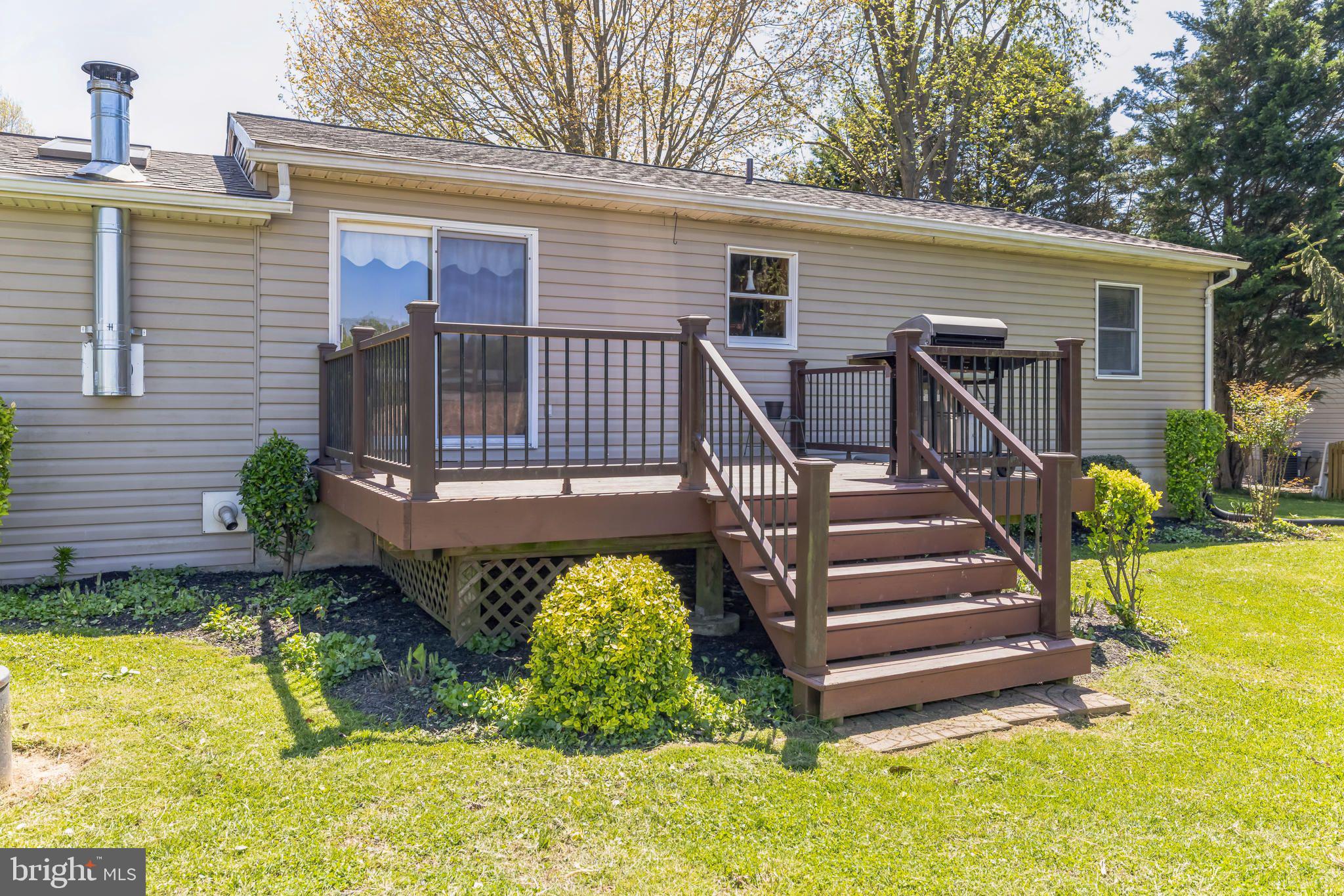 71 YELLOWFIELD BOULEVARD