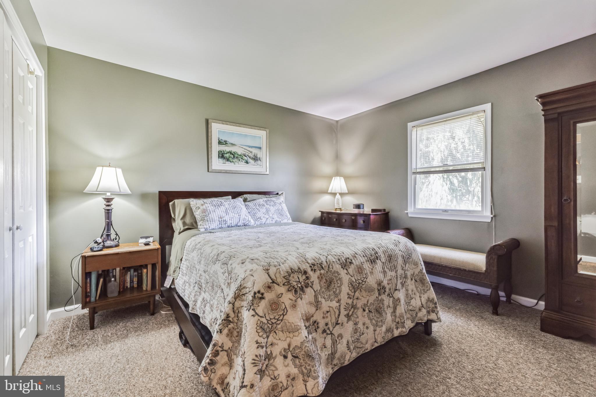 71 YELLOWFIELD BOULEVARD