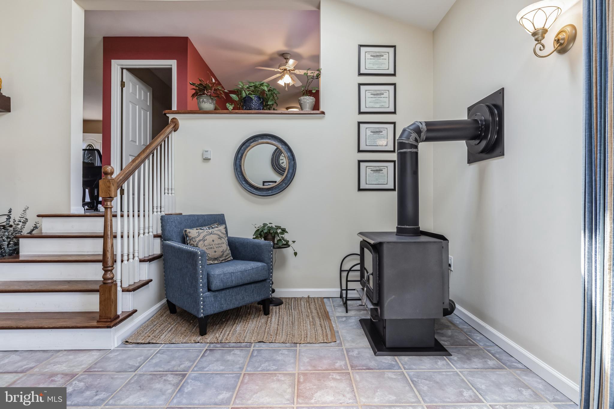 71 YELLOWFIELD BOULEVARD