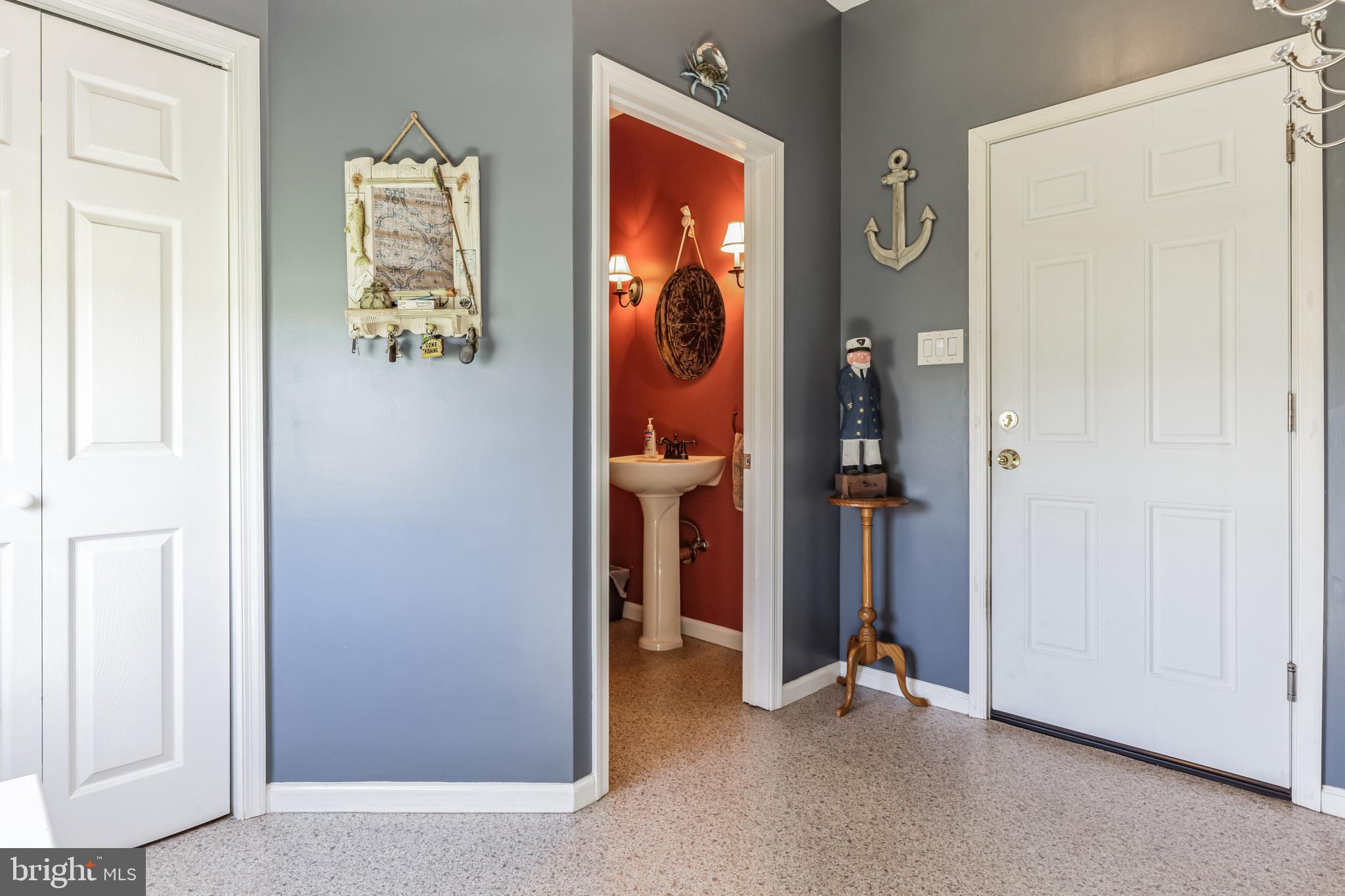 71 YELLOWFIELD BOULEVARD