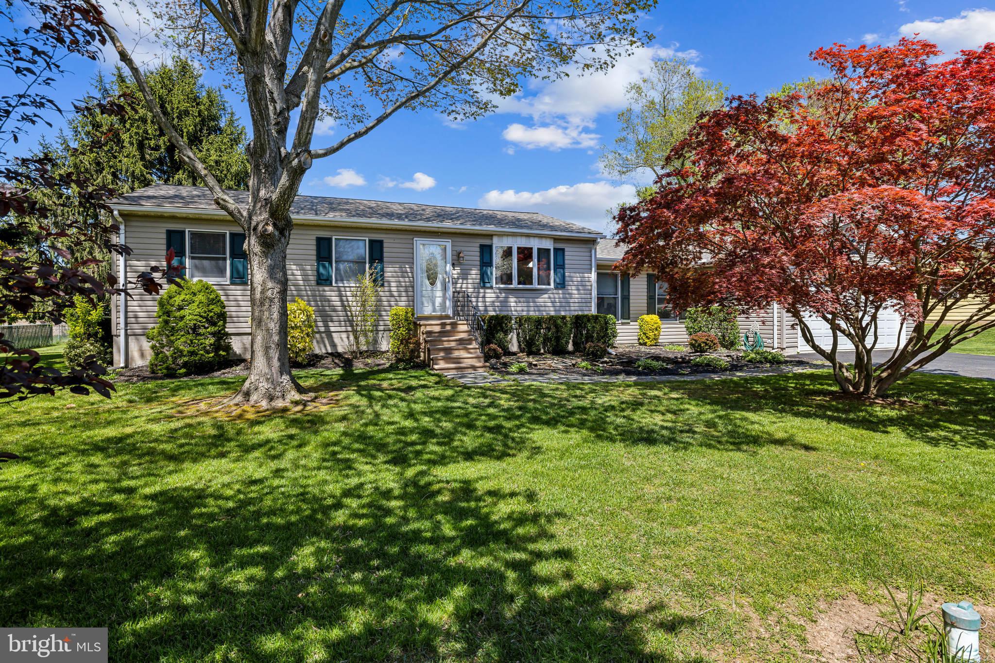 71 YELLOWFIELD BOULEVARD