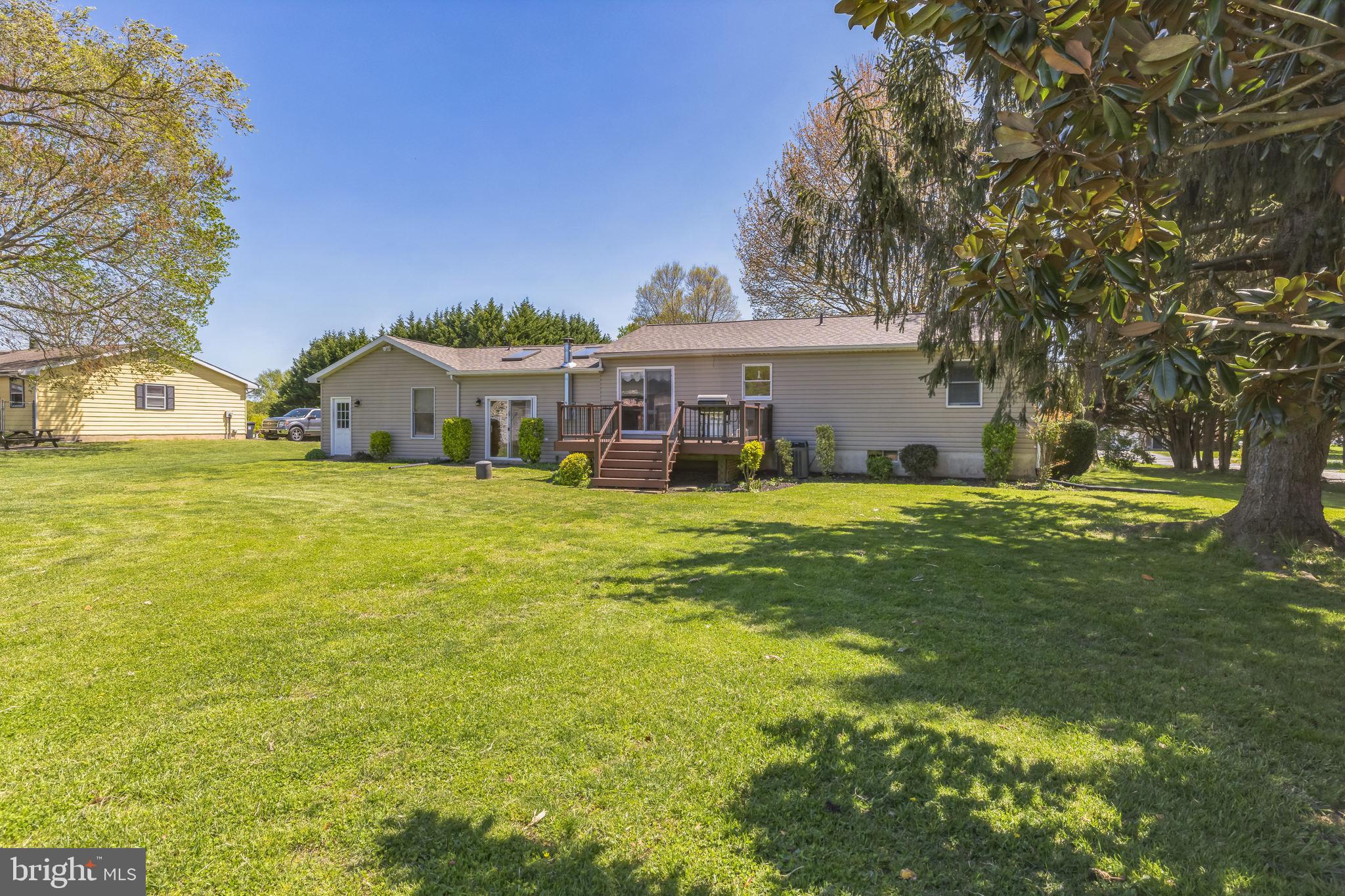 71 YELLOWFIELD BOULEVARD