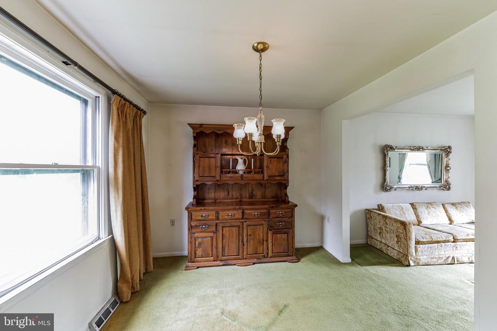 55 SILCHESTER COURT