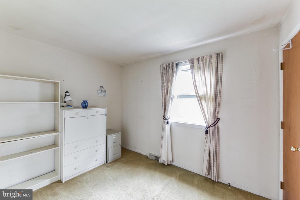 55 SILCHESTER COURT