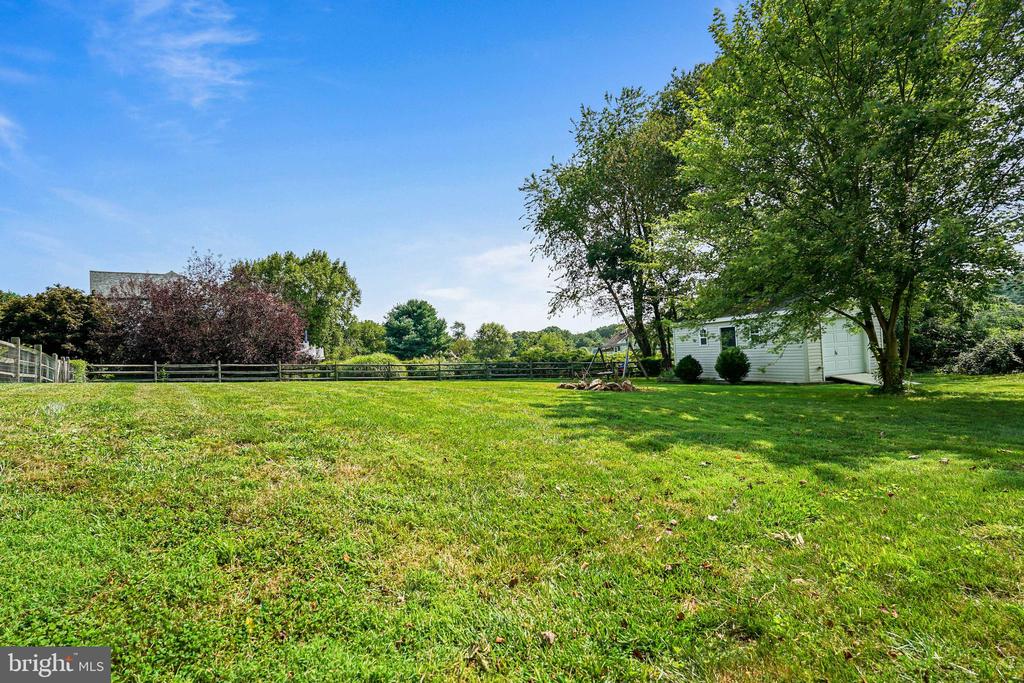50 MEADOW VIEW COURT