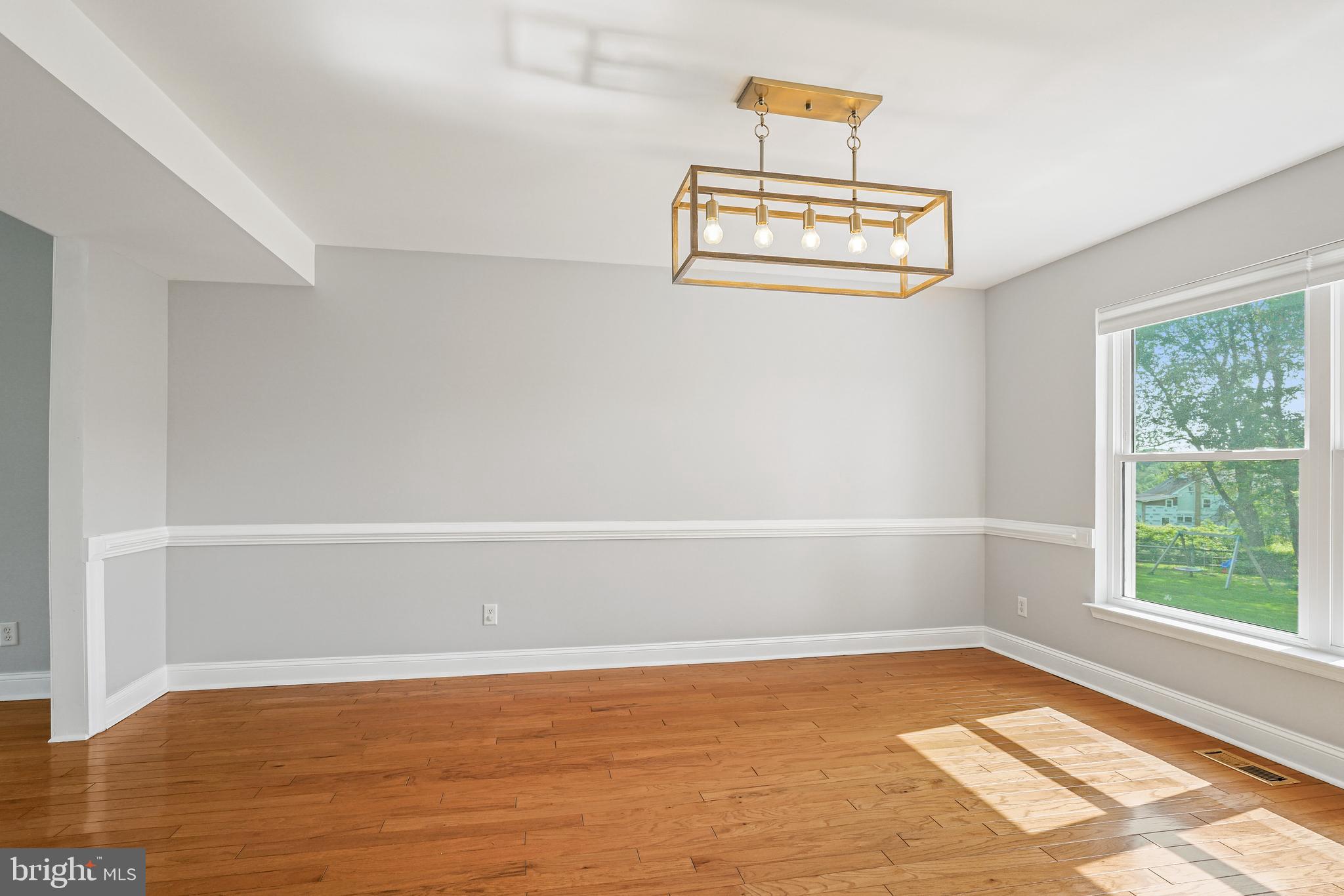 50 MEADOW VIEW COURT