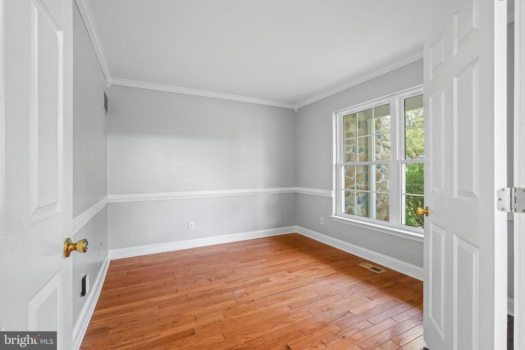 50 MEADOW VIEW COURT