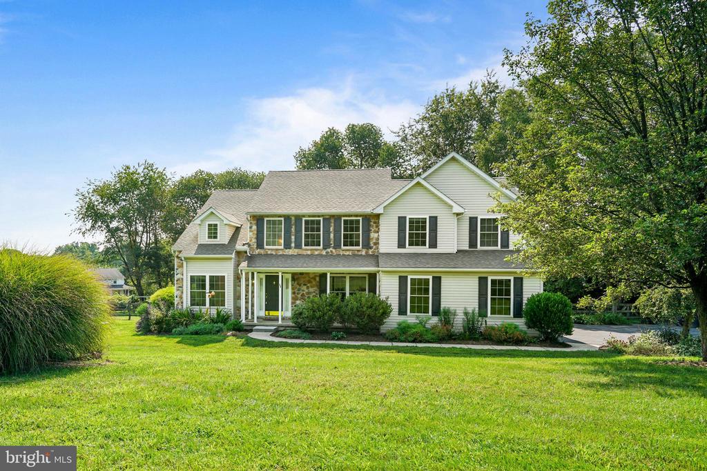 50 MEADOW VIEW COURT