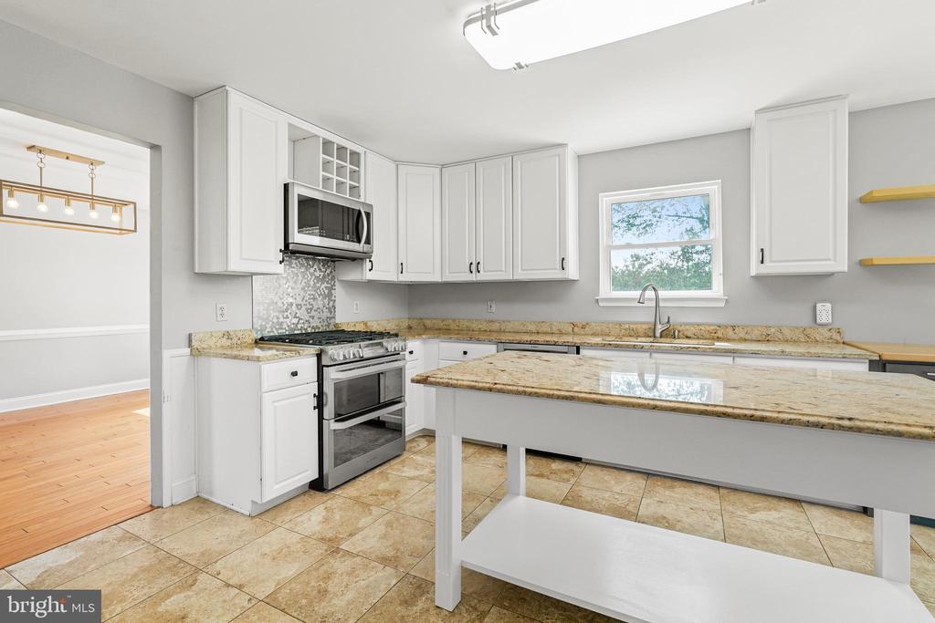 50 MEADOW VIEW COURT