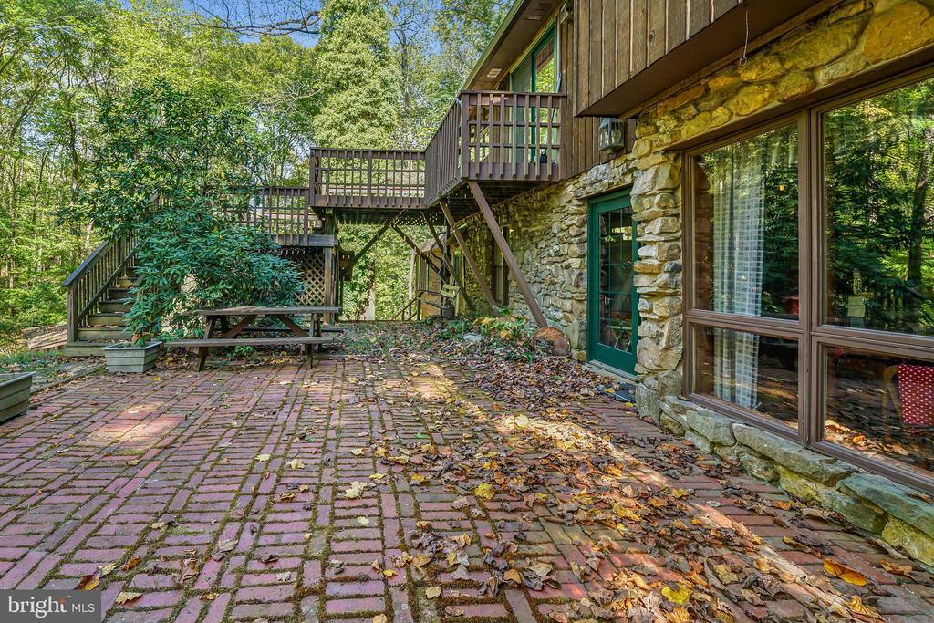 175 CREEK DRIVE