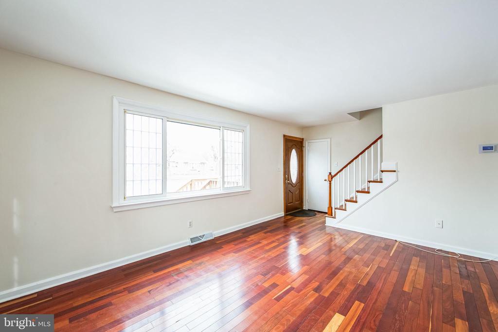 104 MITCHELL STREET