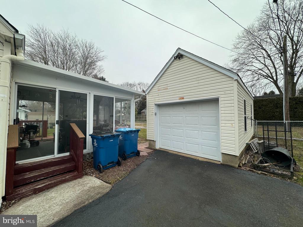 104 MITCHELL STREET