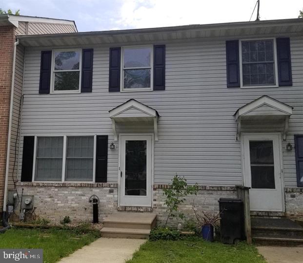 155 E VILLAGE ROAD