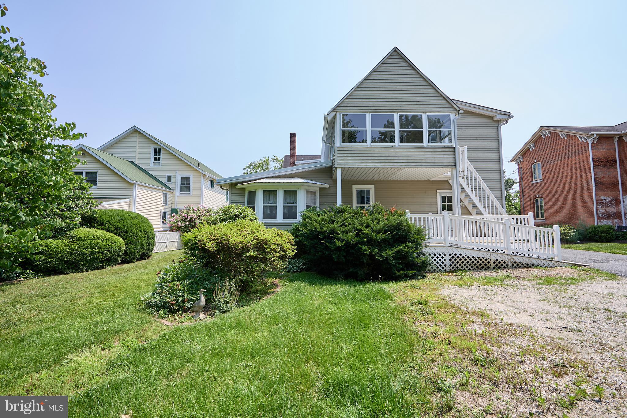 263 E MAIN STREET