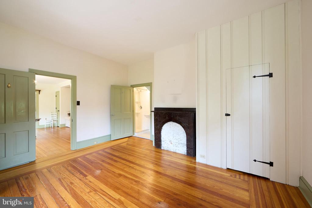 263 E MAIN STREET