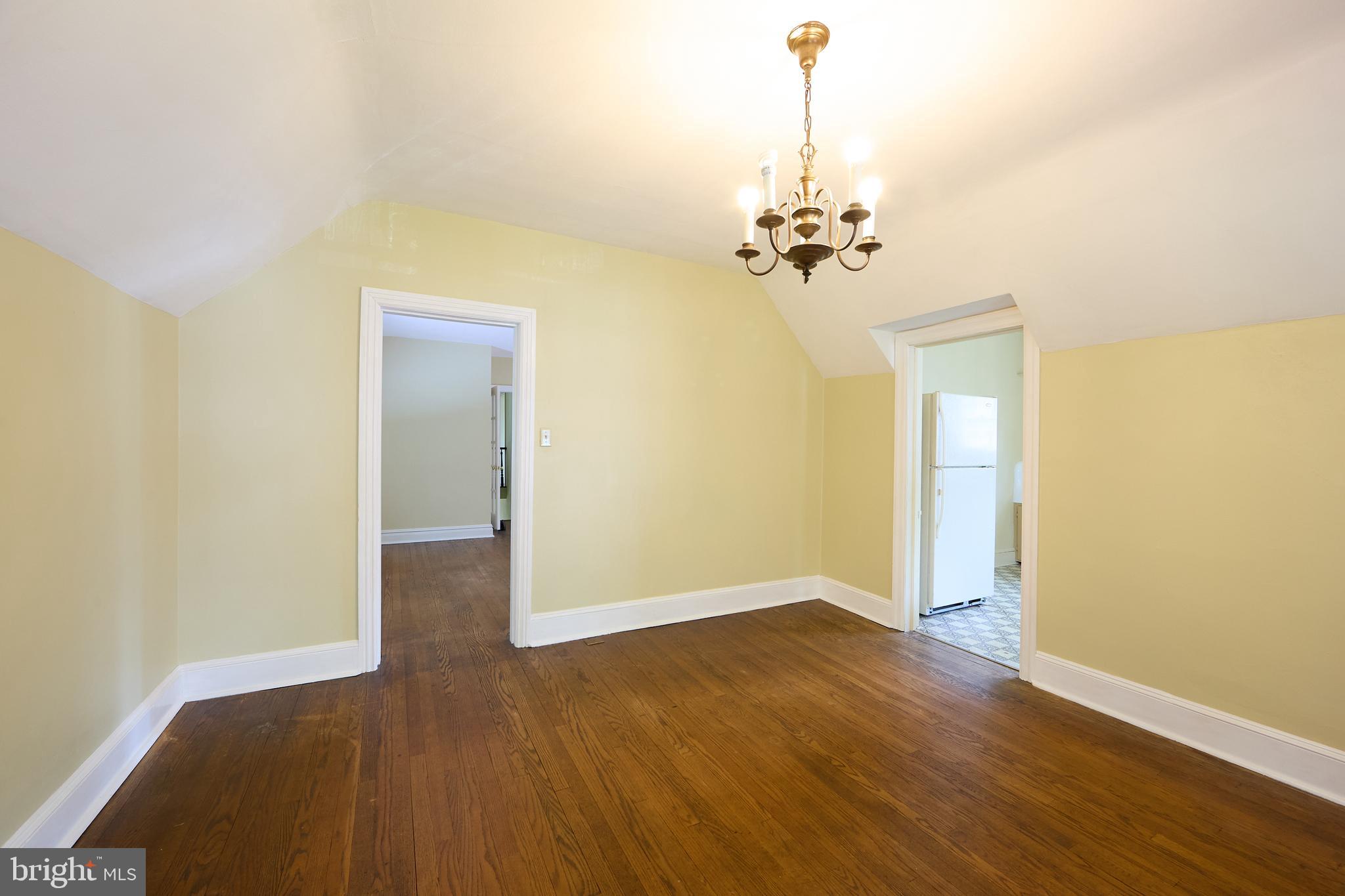 263 E MAIN STREET
