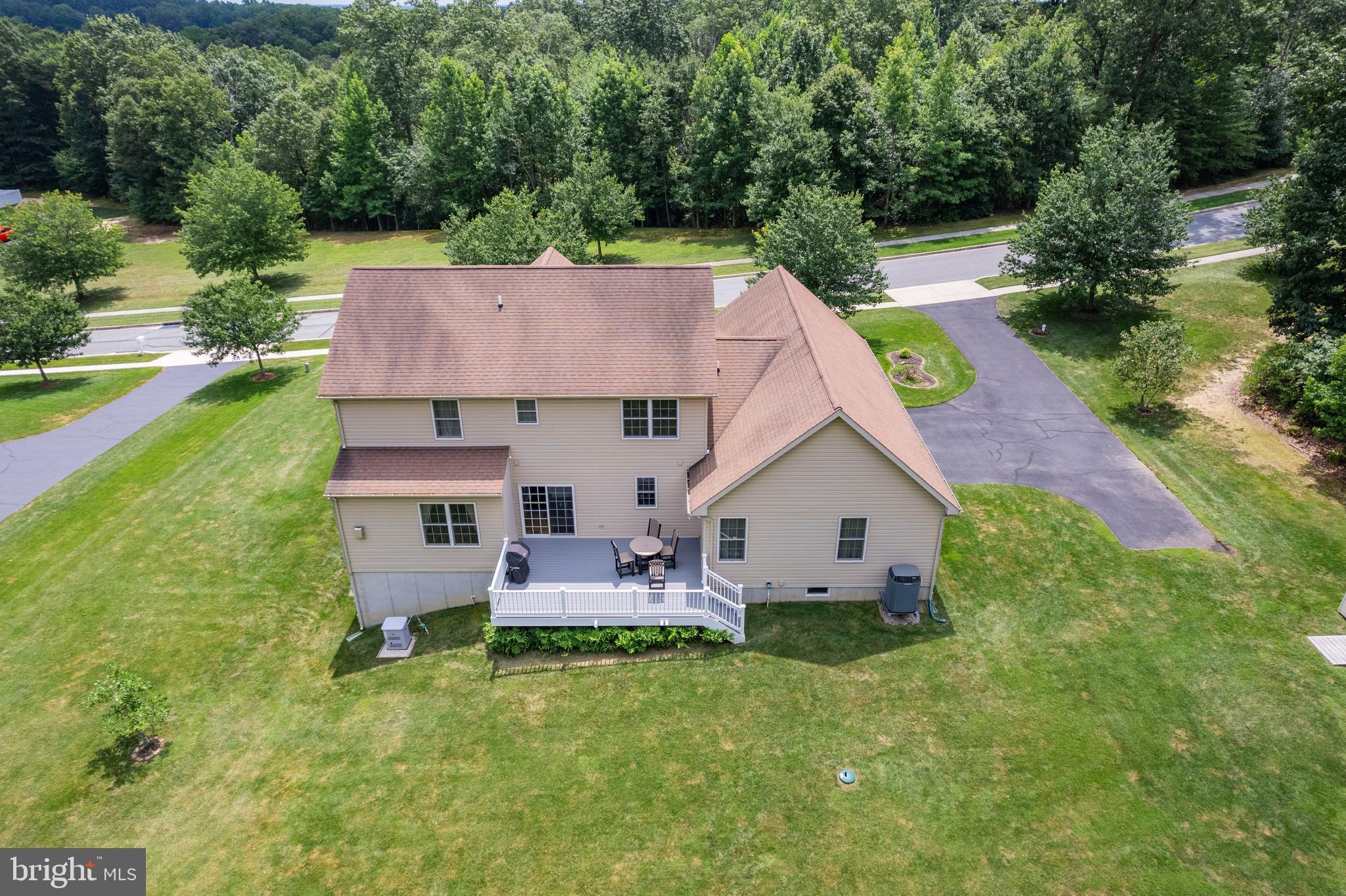 11 AUTUMN WOODS DRIVE