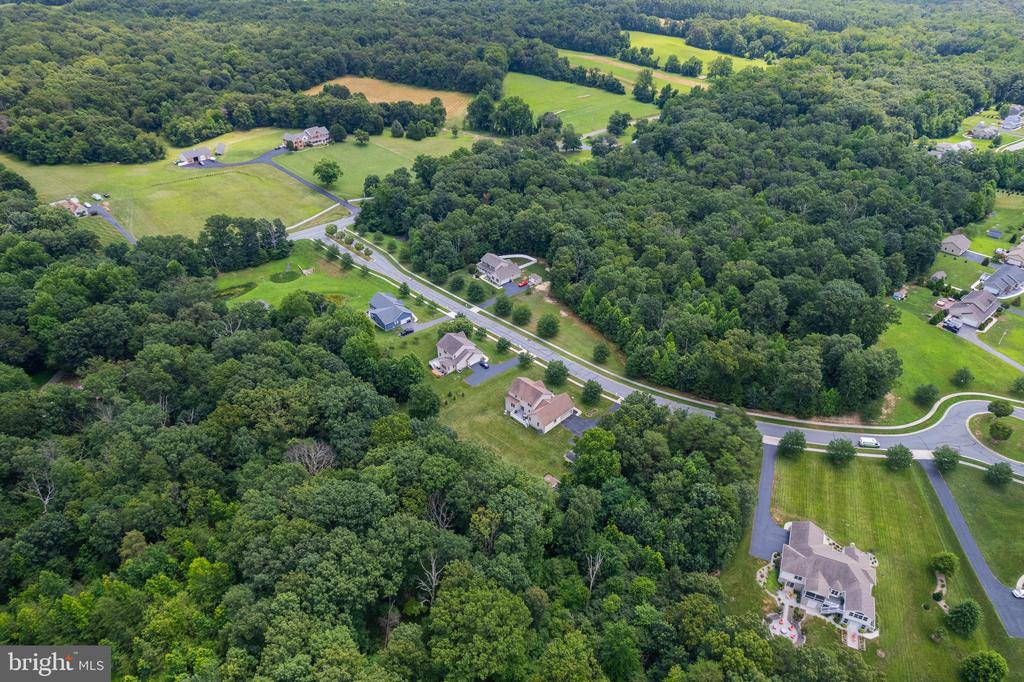 11 AUTUMN WOODS DRIVE