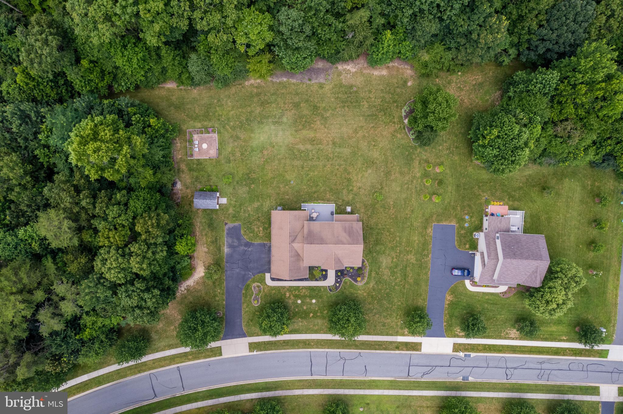 11 AUTUMN WOODS DRIVE