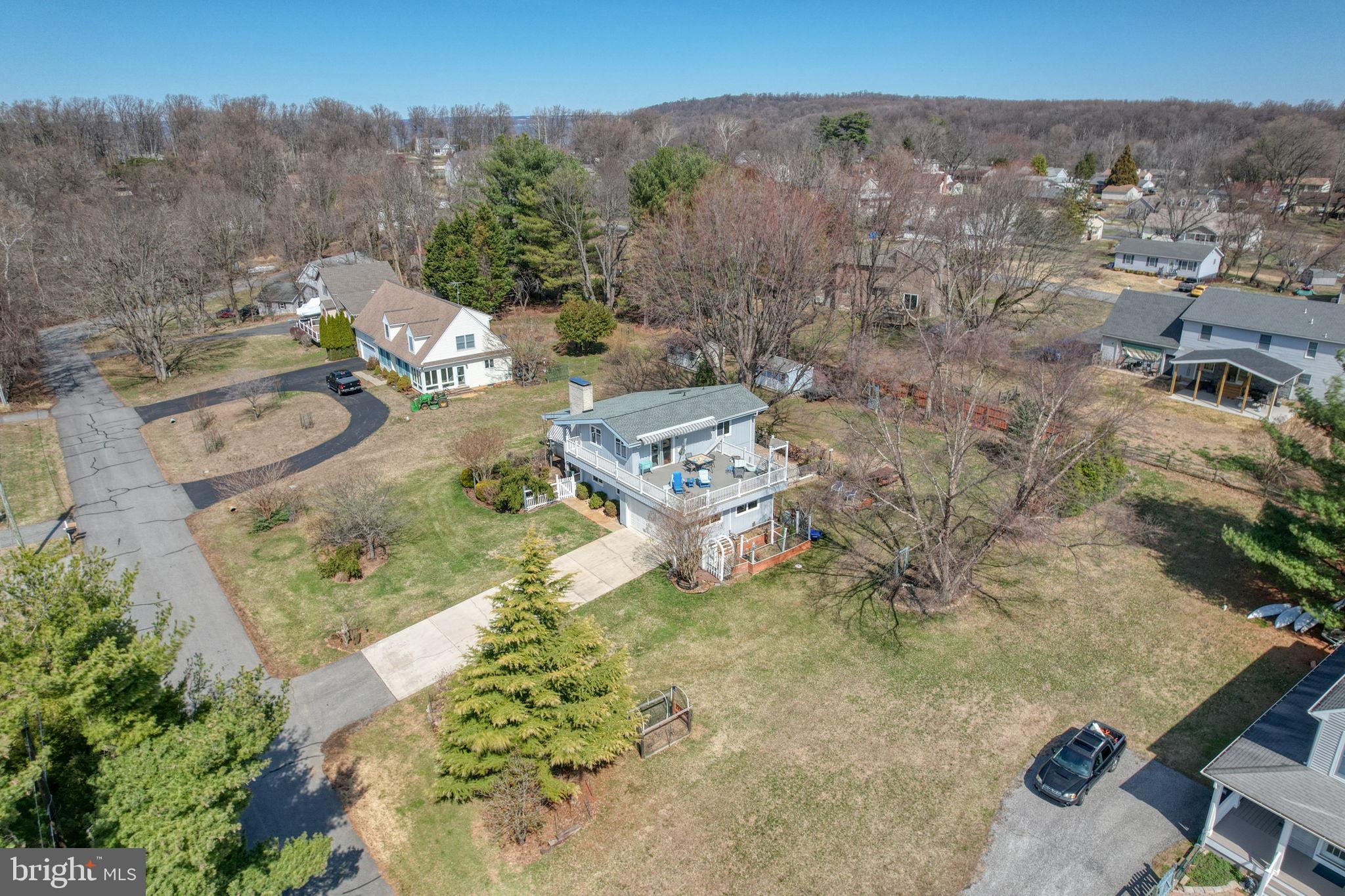 34 MOWBRAY LANE