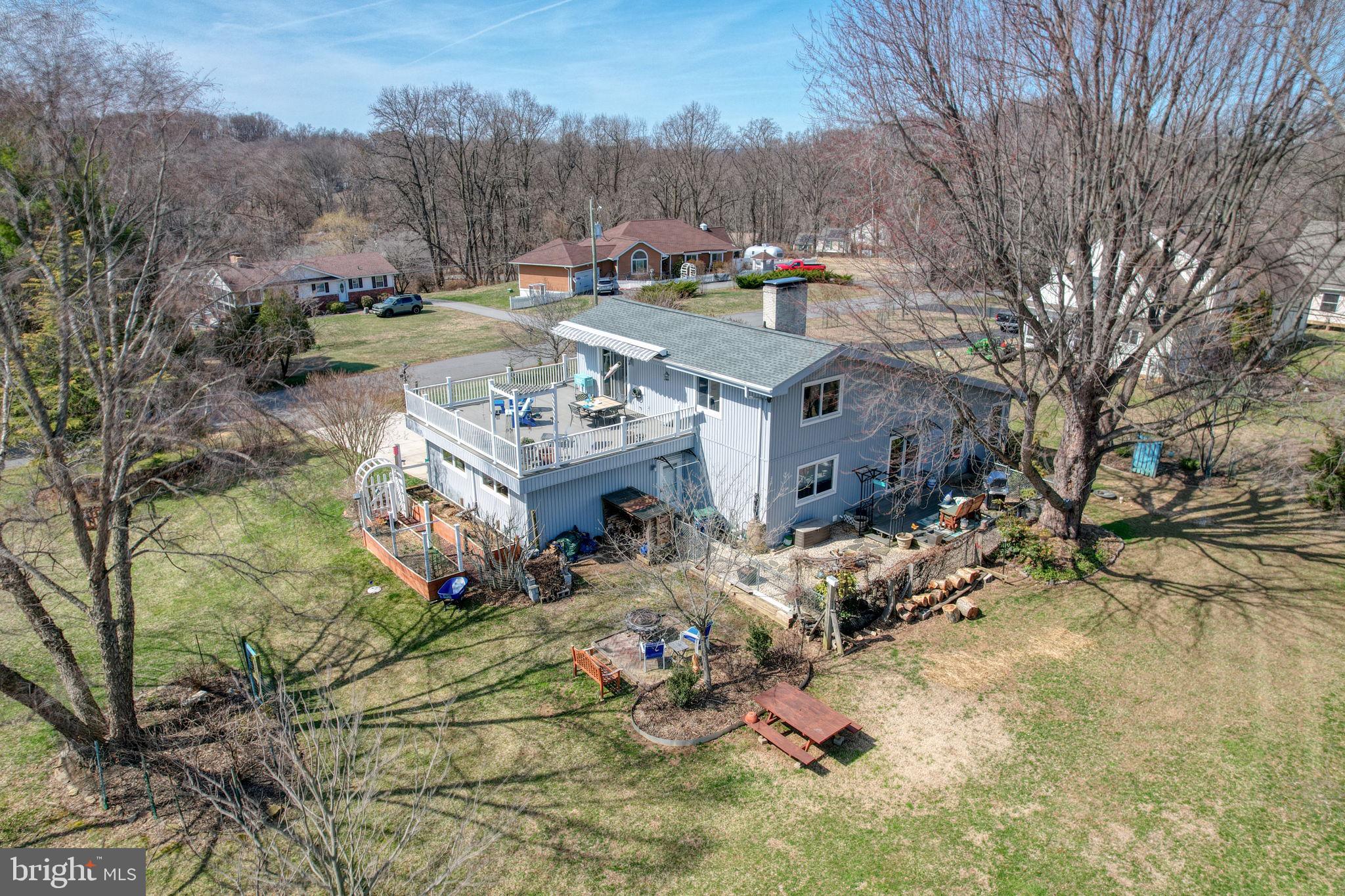 34 MOWBRAY LANE