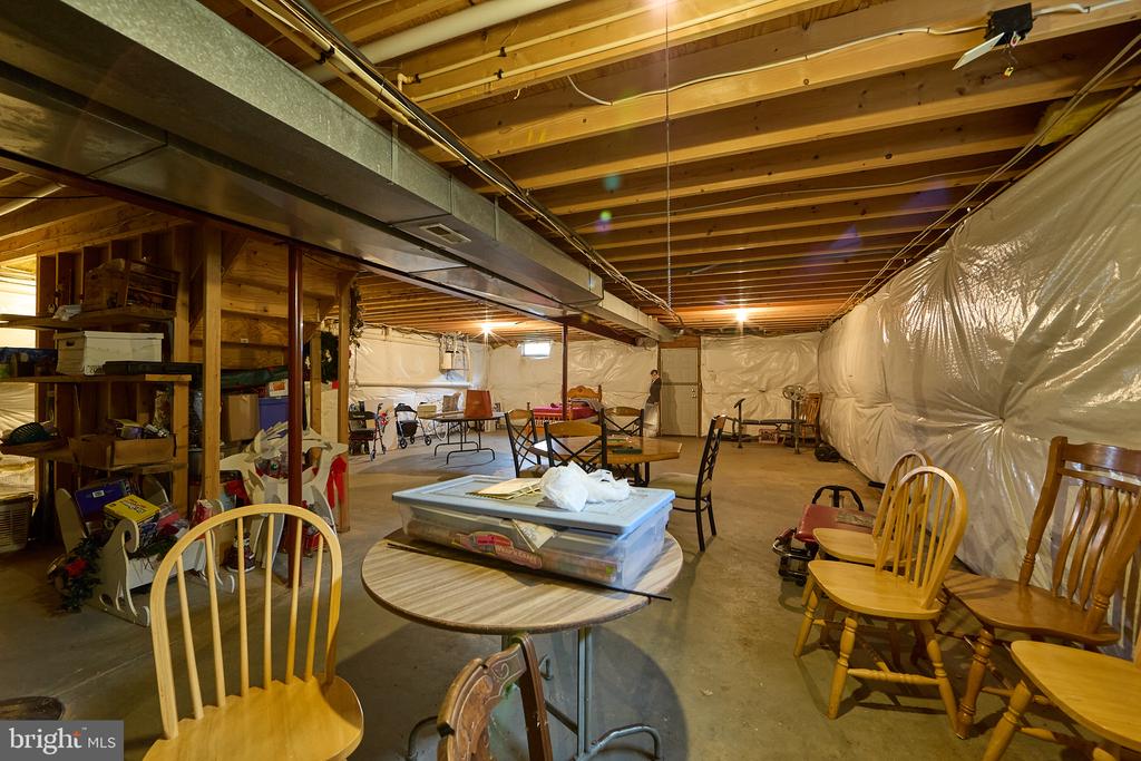 193 TALLY HO COURT